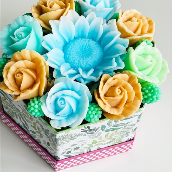 Handmade Soap gift for Her - Picture 9 of 9